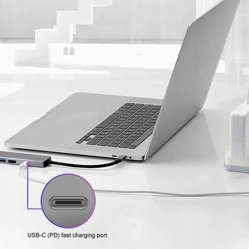 ADAPTER 5w1 USB-C Thunderbolt 3 HDMI 4K MacBook M1