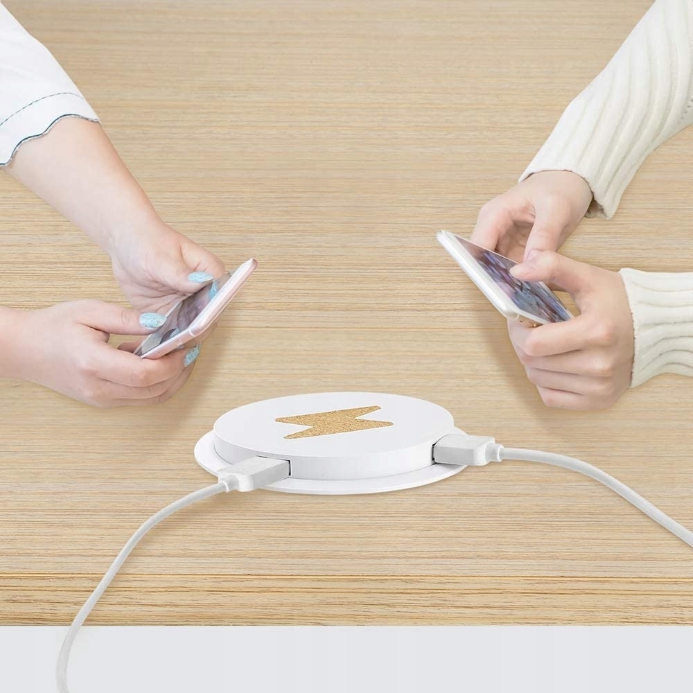 ŁADOWARKA INDUKCYJNA BIURKOWA CHOWANA + HUB 2xUSB