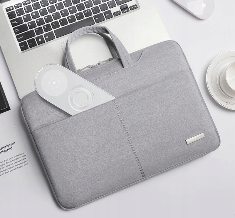 STACJA DOKUJĄCA ŁADOWARKA INDUKCYJNA BEZPRZEWODOWA